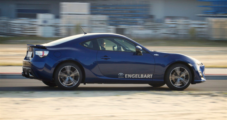 Toyota oldenburg engelbart